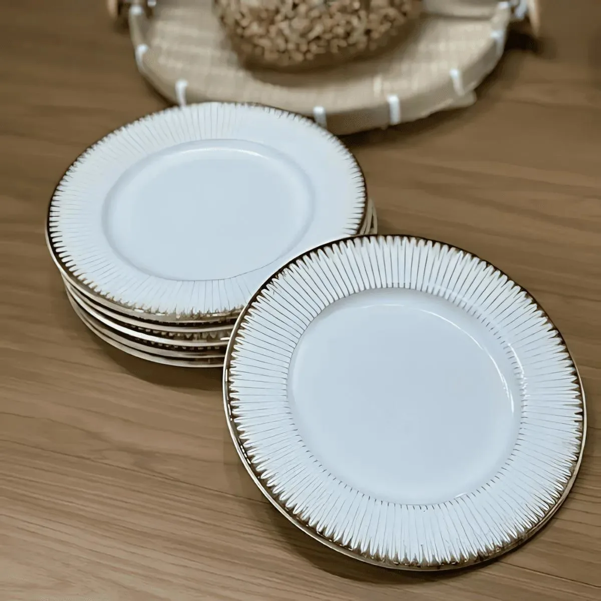 PRATO DE SOBREMESA CINZA CERAMICA LINEAR