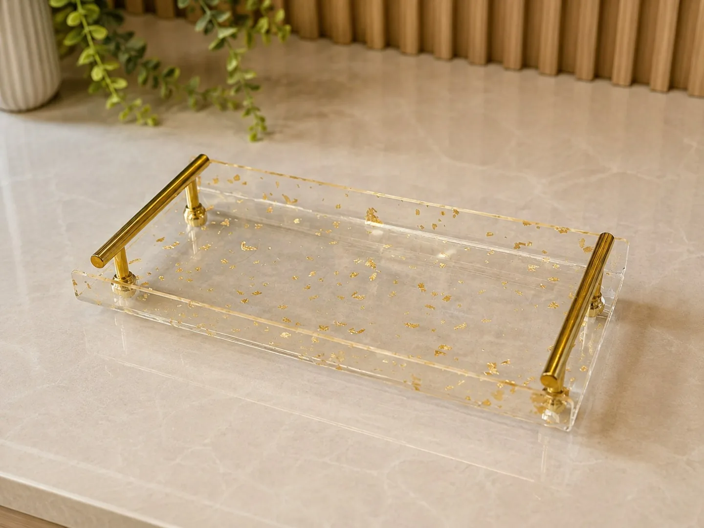 KIT 2 BANDEJAS  TRANPARENTES COM DETALHE EM DOURADO