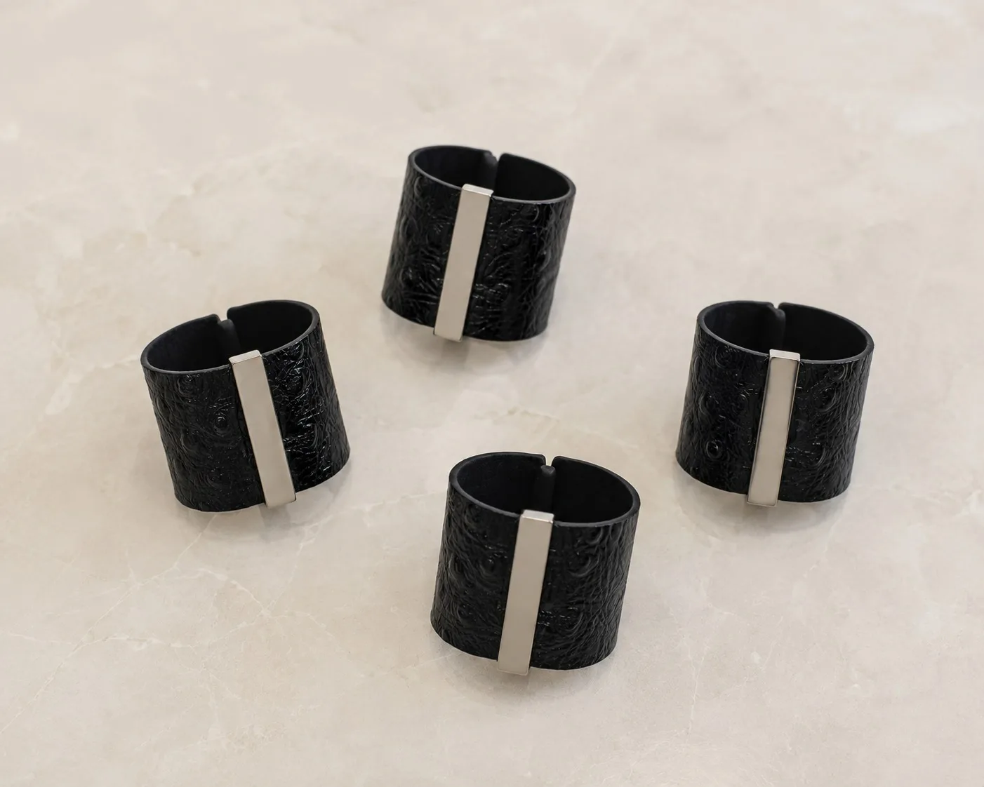 CONJUNTO 4 ARGOLAS LUCI