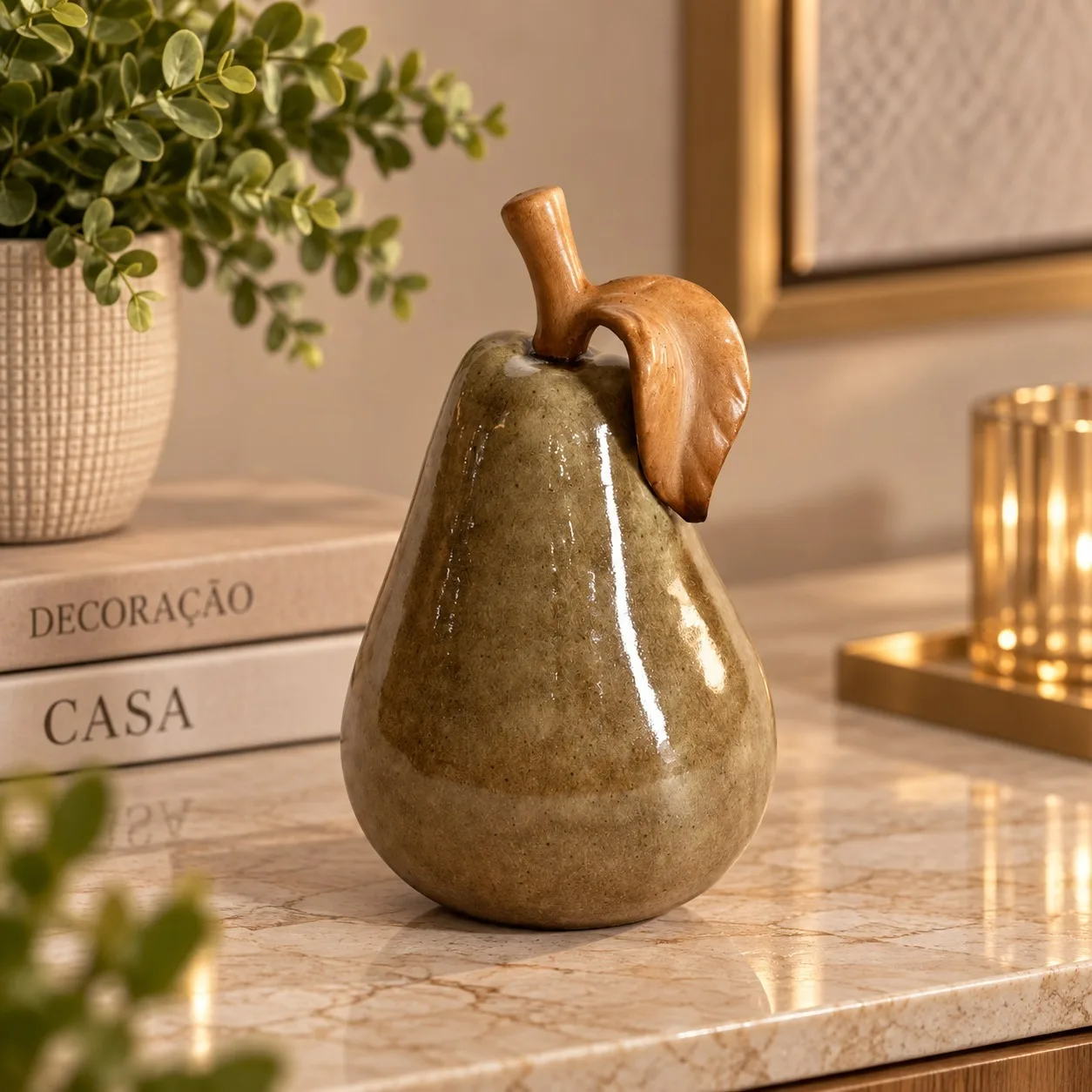 PERA DECORATIVA EM CERAMICA